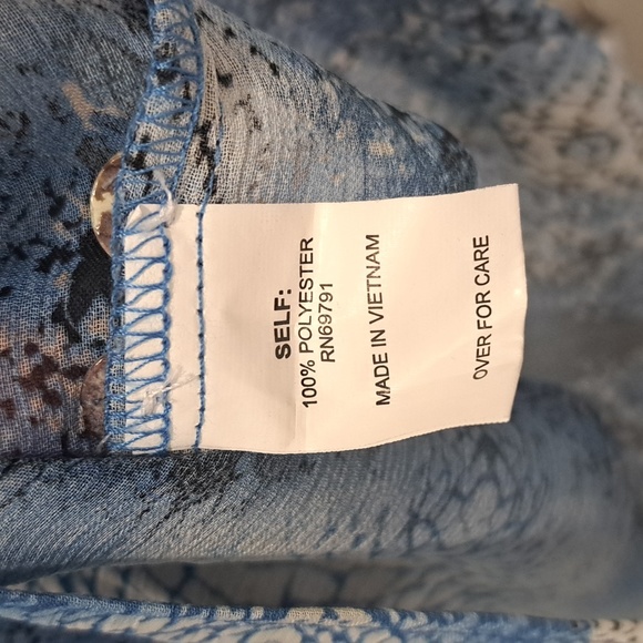 Small tunic blouse - Picture 5 of 6